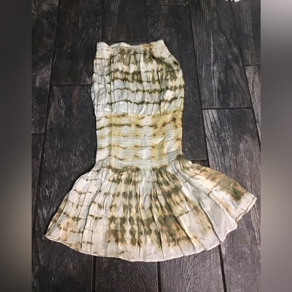 Rays for Days Mila Dress* - Picture 5 of 8